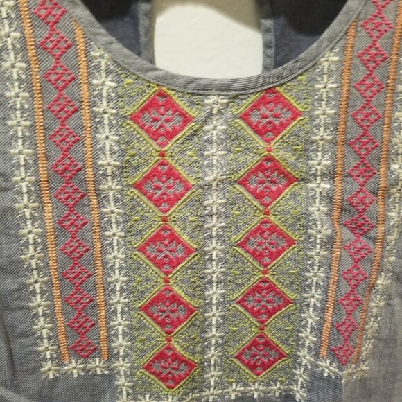 MK Womens Sleeveless Denim Embroidered Top Keyhole Back Blue Small Cotton - Picture 2 of 8